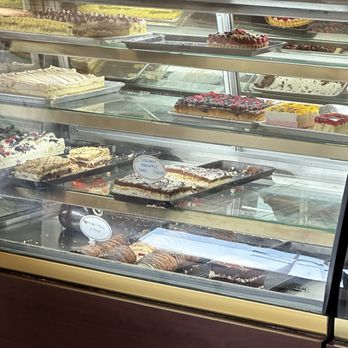 Syrena Bakery - Bakeries Near Me - Brooklyn, New York
