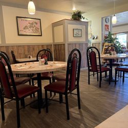 Hong Kong Inn - Very clean interior!