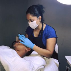 Your Skin By Sabrina - Seek a professional for extractions if you have acne. You don't want to break open a follicle and create an infection.