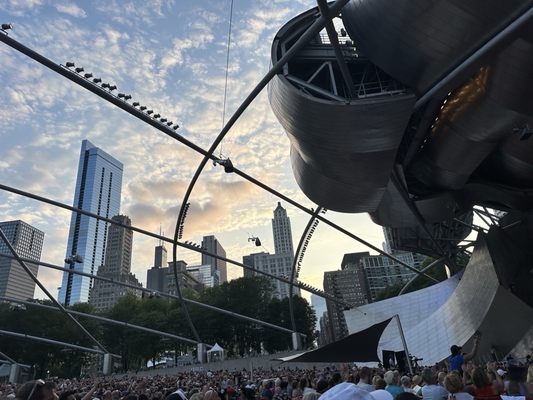 Jay Pritzker Pavilion by null