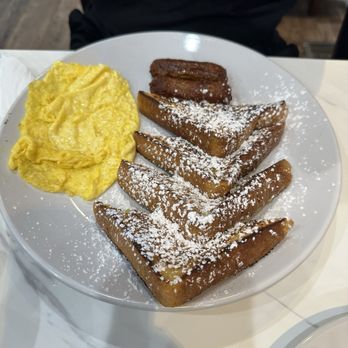 Brunch Sociall - French Tst Combo - Breakfast & Brunch Near Me - Chicago, Illinois Brunch Sociall - French Tst Combo - Breakfast & Brunch Near Me - Chicago, Illinois