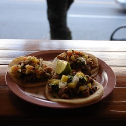 Los Amigos Taqueria - Tacos the way they are made in mexico