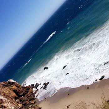 Point Dume State Beach - Beaches Near Me - Malibu, California