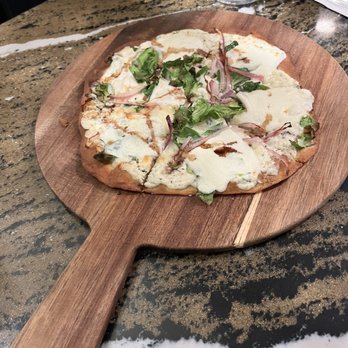 Meridien - Veggie flatbread - Tapas/Small Plates Near Me - Centerville, Ohio