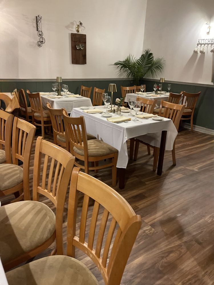 Lunada Garden Bistro