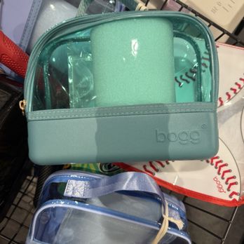 DICK'S Sporting Goods - Sports Wear Near Me - Northridge, California DICK'S Sporting Goods - Sports Wear Near Me - Northridge, California