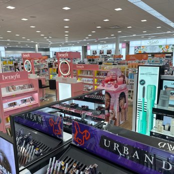 Ulta Beauty - Place is huge - Cosmetics & Beauty Supply Near Me - Los Angeles, California Ulta Beauty - Place is huge - Cosmetics & Beauty Supply Near Me - Los Angeles, California