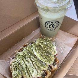 Pistachio Croffle Pistachio Croffle