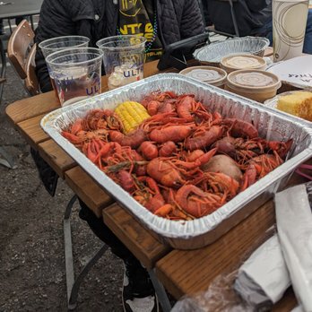 Ragin Cajun Cafe - $34/ 2 lbs crawfish w/only 1 corn & 1 potato! 3 small cups was the $25 sampler! - Cajun/Creole Near Me - Redondo Beach, California