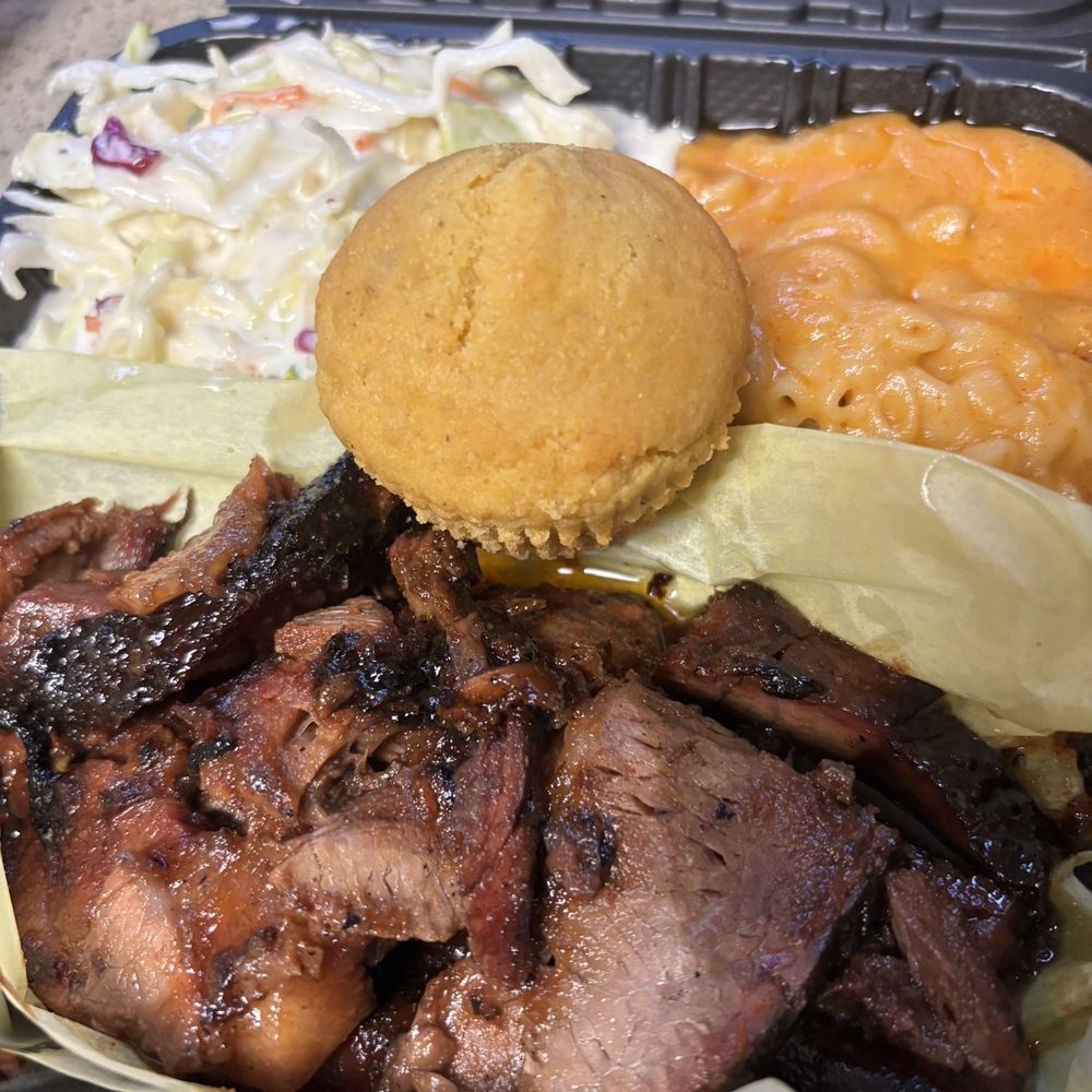 BBQ By Tony - Brisket Dinner, cones with choice of sides got Mac and cheese and coleslaw and cornbread - Barbeque Near Me - Eugene, Oregon