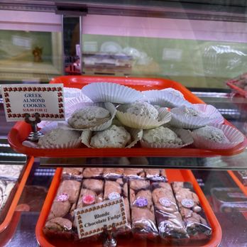Roela's Bakery - Bakeries Near Me - Virginia Beach, Virginia Roela's Bakery - Bakeries Near Me - Virginia Beach, Virginia