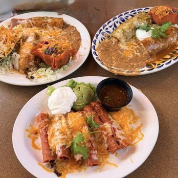 Casa Guadalajara - A medley of different dishes - Mexican Near Me - San Diego, California Casa Guadalajara - A medley of different dishes - Mexican Near Me - San Diego, California