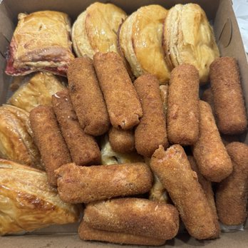 CAO Bakery & Cafe - Cuban Near Me - Pembroke Pines, Florida CAO Bakery & Cafe - Cuban Near Me - Pembroke Pines, Florida