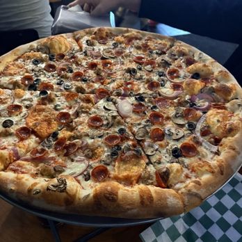 Hungry Sasquatch - Pizza Near Me - Vancouver, Washington