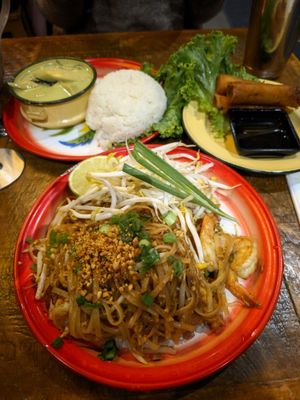 Mae Sri Comptoir Thai by null