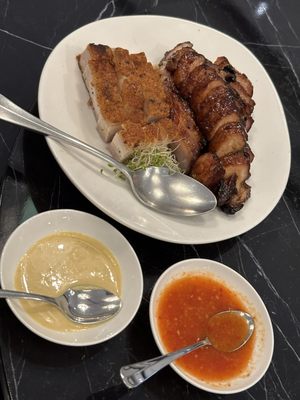 Li Yen 麗苑 by null