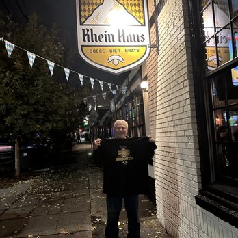 RHEIN HAUS SEATTLE - Updated May 2024 - 846 Photos & 836 Reviews - 912 12th Ave, Seattle