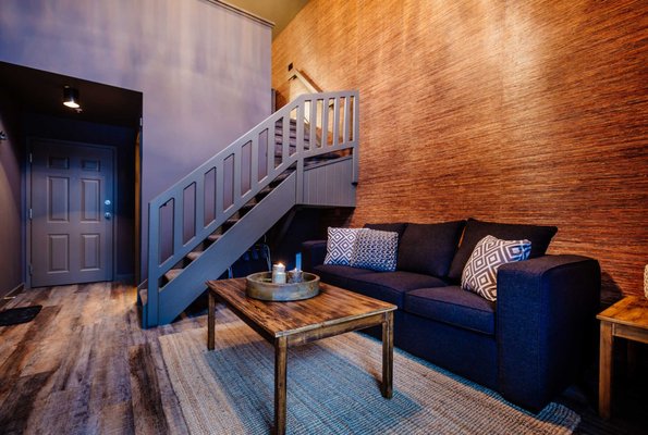Creekside Villa by null