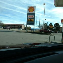 Giant Store