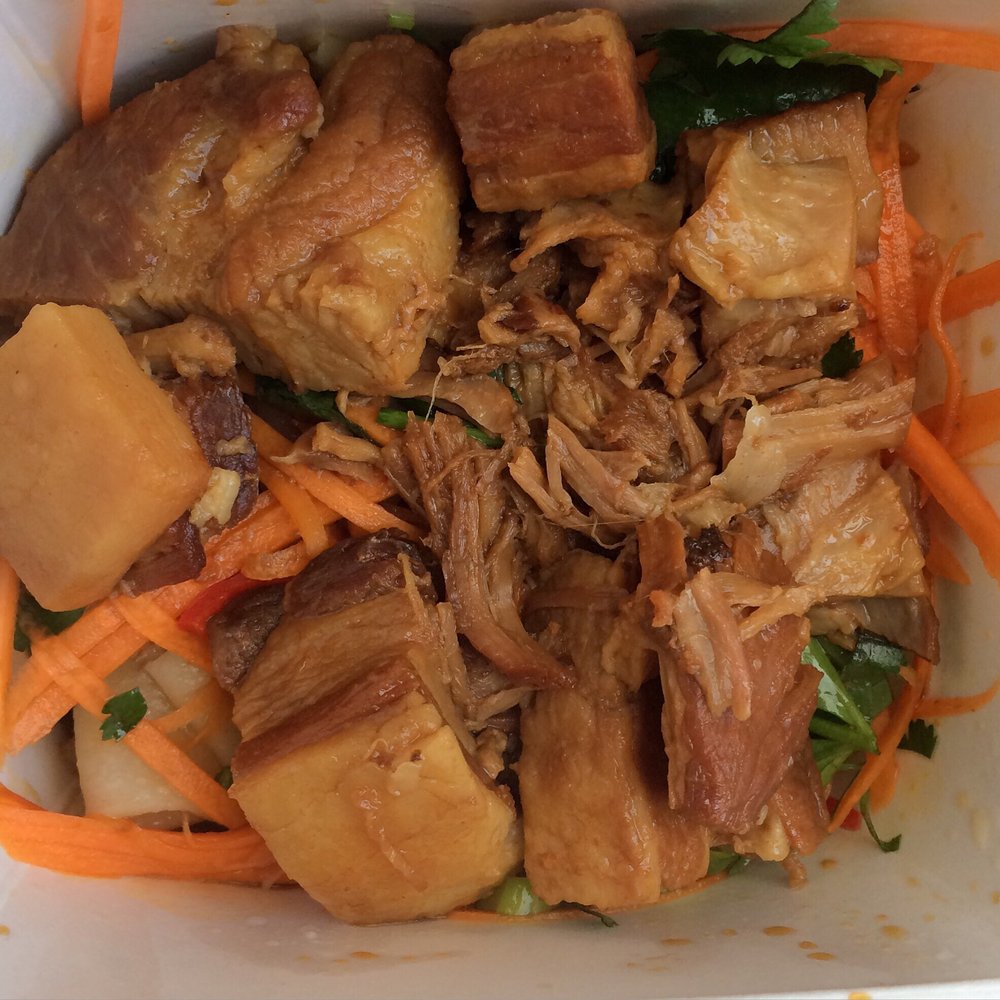 Mama Wang's - Delicious pork belly over hand pulled noodles. A must-order! - Street Vendors Near Me - London, XGL