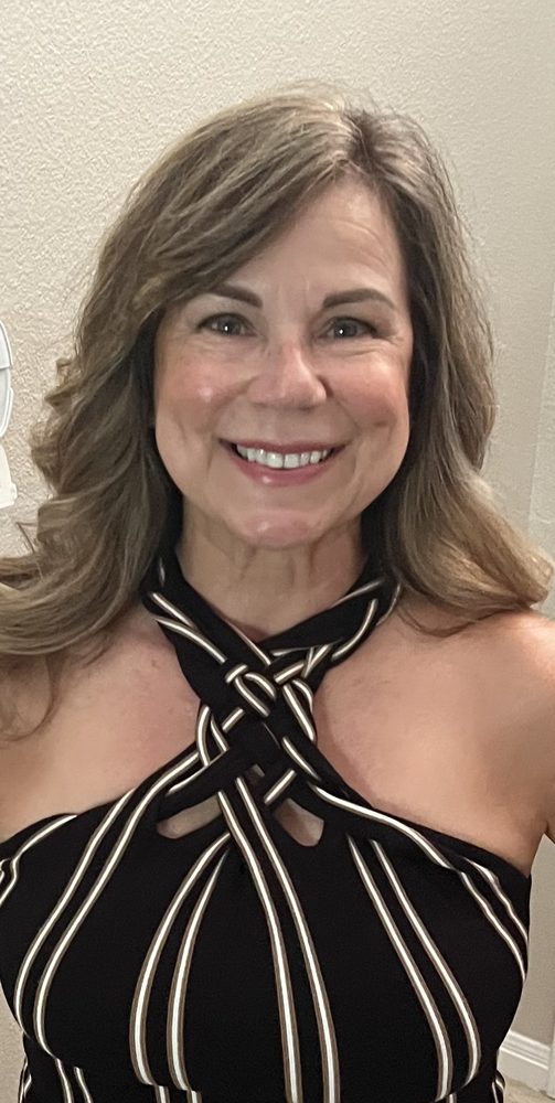 Sassy Styles by Sarah & Company Logo