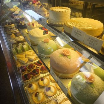Creekside Bakery - Their cakes look delectable! - Bakeries Near Me - Novato, California