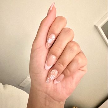 Lush Spa Nails - Nail Salons Near Me - Chino Hills, California