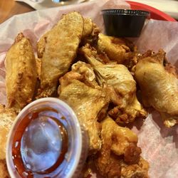 Legend Larry's - Traditional wings