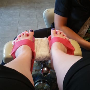 LA Luxe Nail Bar - The painting of my nails. - Nail Salons Near Me - London, Ontario LA Luxe Nail Bar - The painting of my nails. - Nail Salons Near Me - London, Ontario