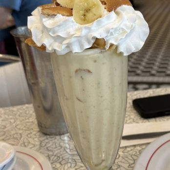 Sunliner Diner - Banana pudding milkshake!!! - Diners Near Me - Pigeon Forge, Tennessee Sunliner Diner - Banana pudding milkshake!!! - Diners Near Me - Pigeon Forge, Tennessee