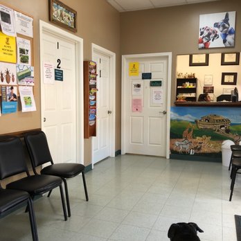 Barker Cypress Animal Clinic, PC - Waiting room - Veterinarians Near Me - Cypress, Texas Barker Cypress Animal Clinic, PC - Waiting room - Veterinarians Near Me - Cypress, Texas