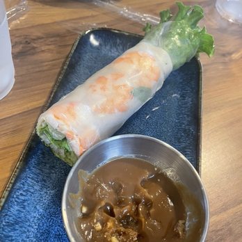Quan Ong Sau - Fresh spring rolls, the peanut sauce was to die for! - Vietnamese Near Me - Everett, Washington