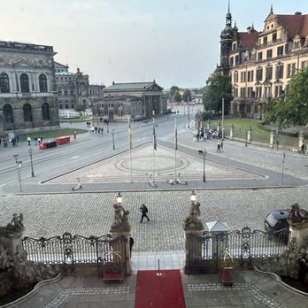 Hotel Taschenbergpalais Kempinski - View from our suite overlooking the entrance - Hotels Near Me - Dresden, SN