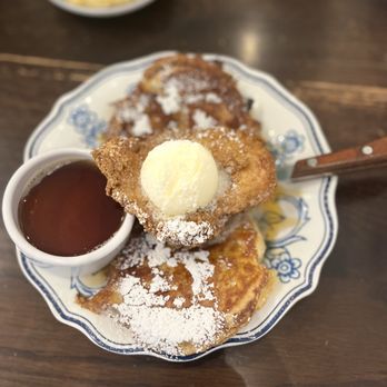 Biscuit Belly - Nulu - Chick 'n Ditch the Waffle - Breakfast & Brunch Near Me - Louisville, Kentucky Biscuit Belly - Nulu - Chick 'n Ditch the Waffle - Breakfast & Brunch Near Me - Louisville, Kentucky