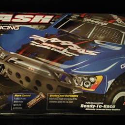 Traxxas Slash.