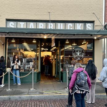 Starbucks - Coffee & Tea Near Me - Seattle, Washington Starbucks - Coffee & Tea Near Me - Seattle, Washington