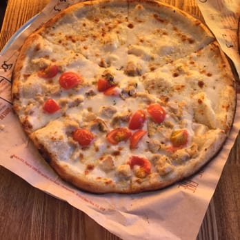 Blaze Pizza - Salad Near Me - Bay Shore, New York Blaze Pizza - Salad Near Me - Bay Shore, New York