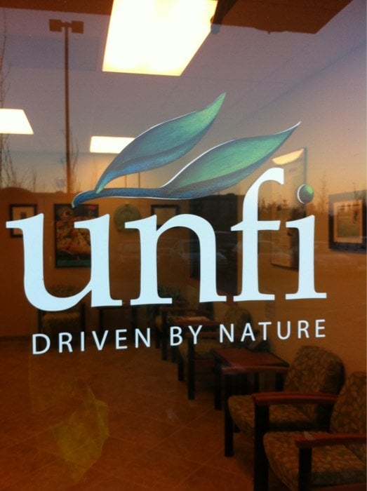 UNITED NATURAL FOODS WEST INC