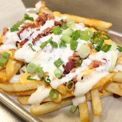 Back Alley Lanes VR-Cade - Loaded Fries!
