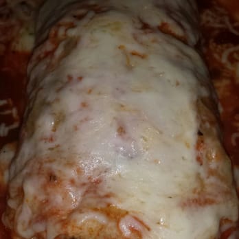 Las Fuentes - Burrito de pollo con rajas...it's what's on the inside that counts! - Mexican Near Me - Reseda, California Las Fuentes - Burrito de pollo con rajas...it's what's on the inside that counts! - Mexican Near Me - Reseda, California