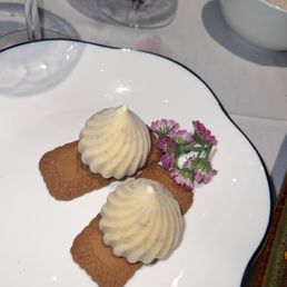 Peppercorn ice cream