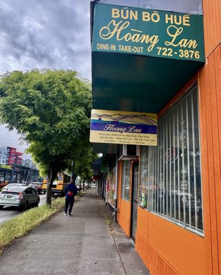 Hoang Lan Restaurant by null