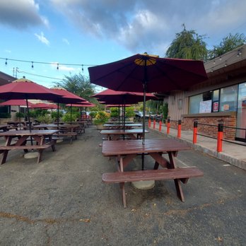 Mission Tasty Hut - Outdoor seating - Seafood Near Me - Fremont, California Mission Tasty Hut - Outdoor seating - Seafood Near Me - Fremont, California