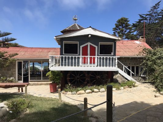 Casa de Isla Negra by null
