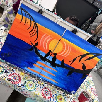 Paint 'n Pour - Paint & Sip Near Me - Redondo Beach, California