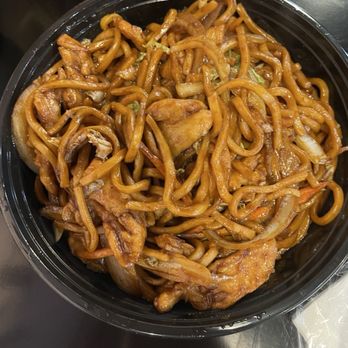 Handmade Dumplings and Noodles - Chicken lo mein - Noodles Near Me - Marietta, Georgia