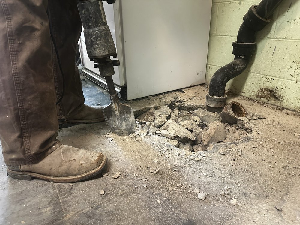 Slide of DeMonte Contracting