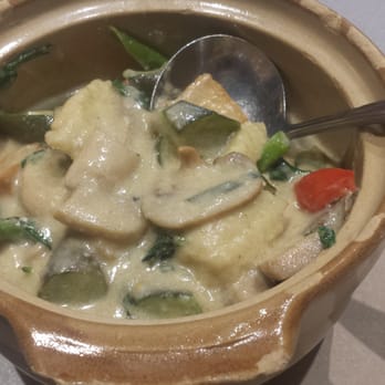 Jatujak - Tofu and vegetable curry (vegan) - Thai Near Me - Mandaluyong, NCR Jatujak - Tofu and vegetable curry (vegan) - Thai Near Me - Mandaluyong, NCR