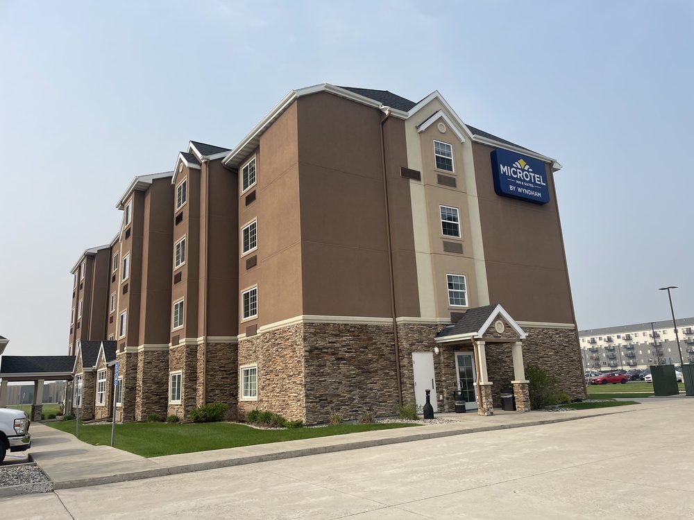 MICROTEL INN & SUITES BY WYNDHAM MOORHEAD FARGO AREA 25 Photos 2915