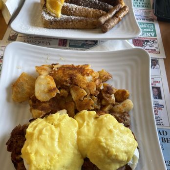 Foodies - Hash Eggs Benedict and French toast. - Waffles Near Me - South Hackensack, New Jersey Foodies - Hash Eggs Benedict and French toast. - Waffles Near Me - South Hackensack, New Jersey